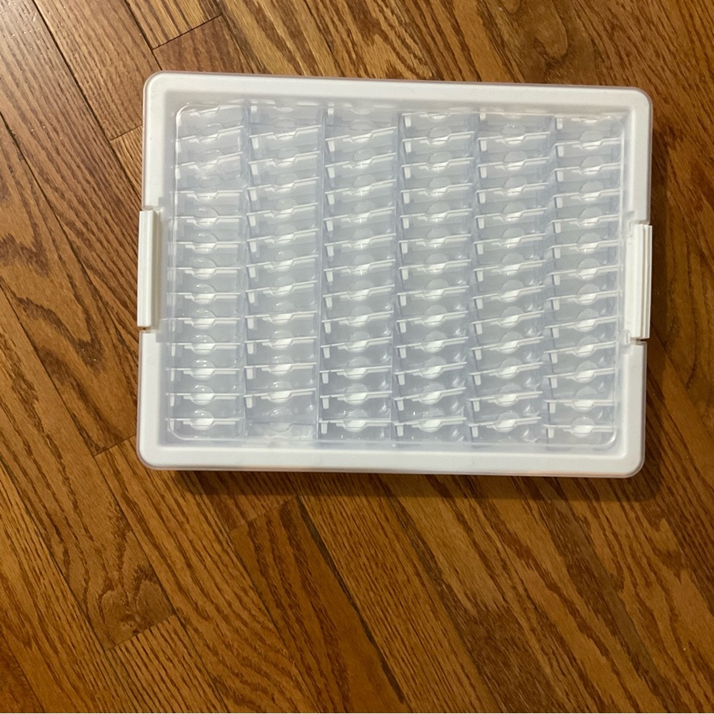 Organizer holder for Diamonds craft beads stones etc  78 small box in tray New